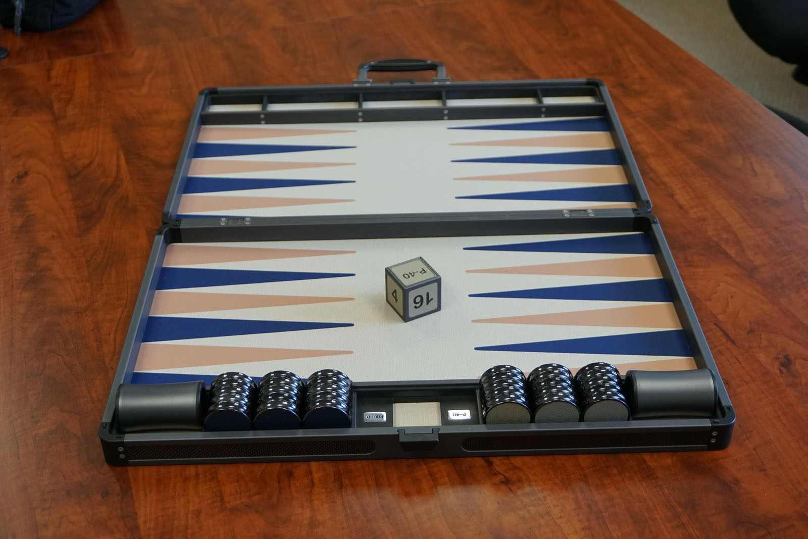 Backgammon Equipment - The P-40 Set | The Gammon Press